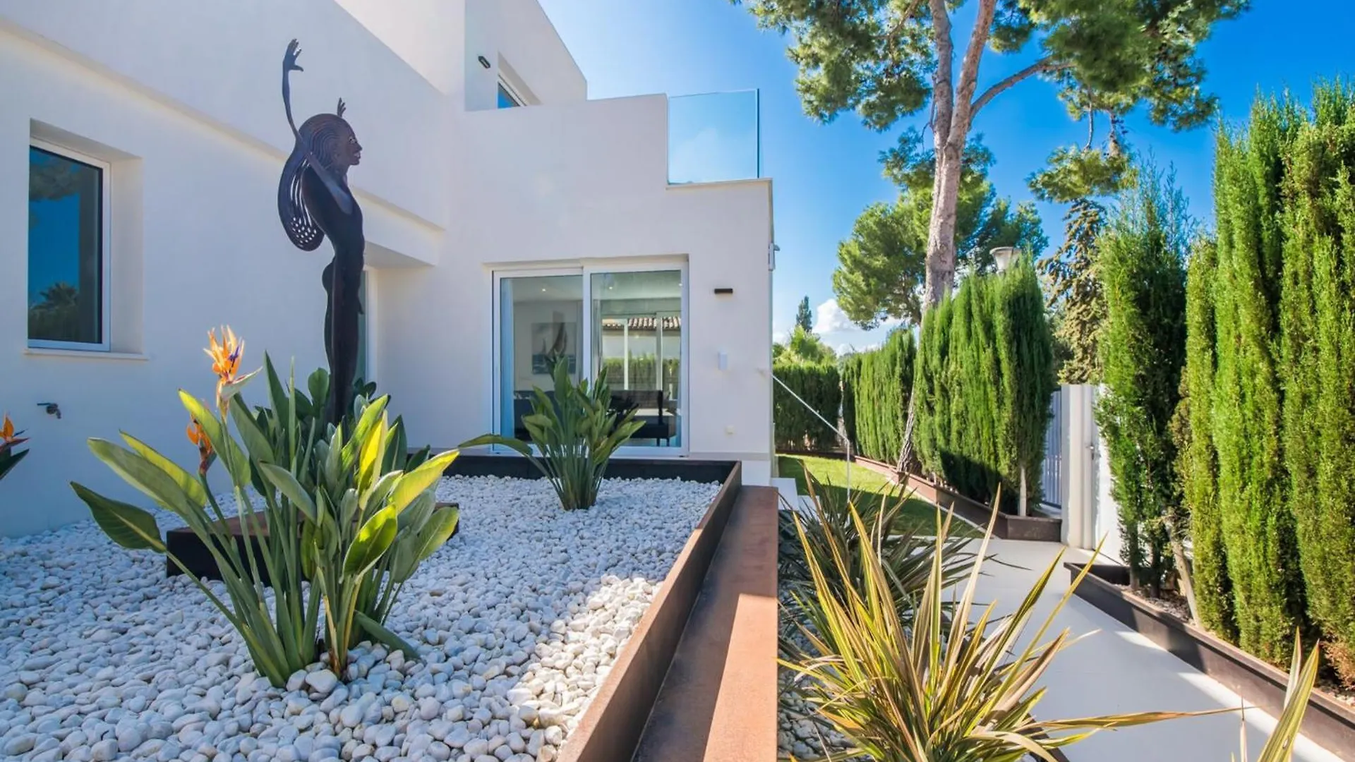 Holiday Home With Fenced Garden Alcúdia